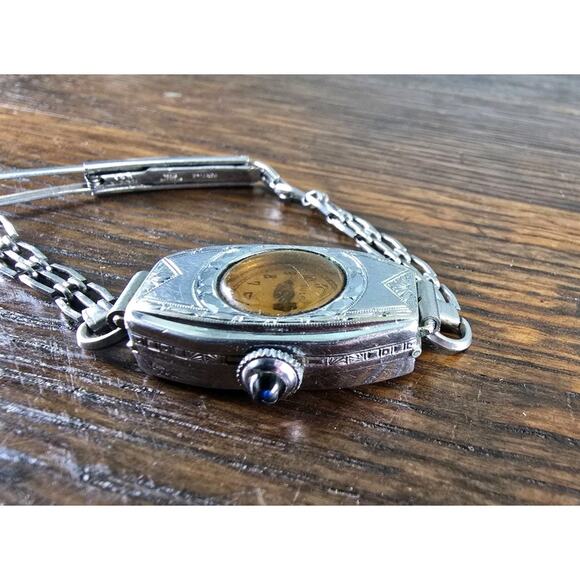 Ladies Vintage Bulova 6AF PARTS OR REPAIR Watch Winds and Sets Time - Picture 2 of 5